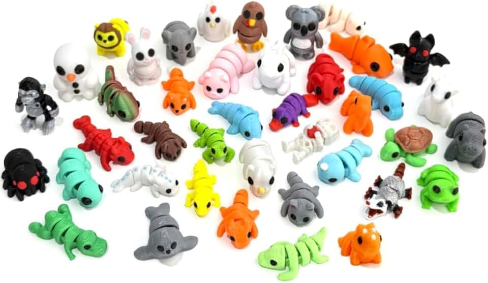 41pcs Mini Animal Figurines Set,3D Printed Little Animals Articulated Flexible Fidget Toy,Mini Animal Figurines Toy,Cute Animal Toys for Home, Office, Decor