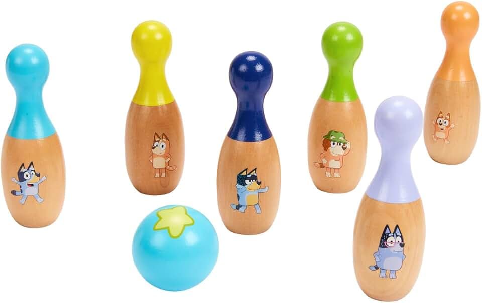 Bluey – Wooden Bowling “Skittles” Set, Indoor & Outdoor Bowling Play, 6 Pins and 1 Bowling Ball – FSC Certified for Children 3 Years and Up
